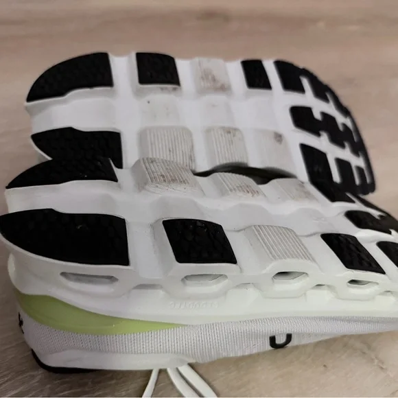 On Running Men's White and Lime Athletic Shoes - Picture 5 of 7